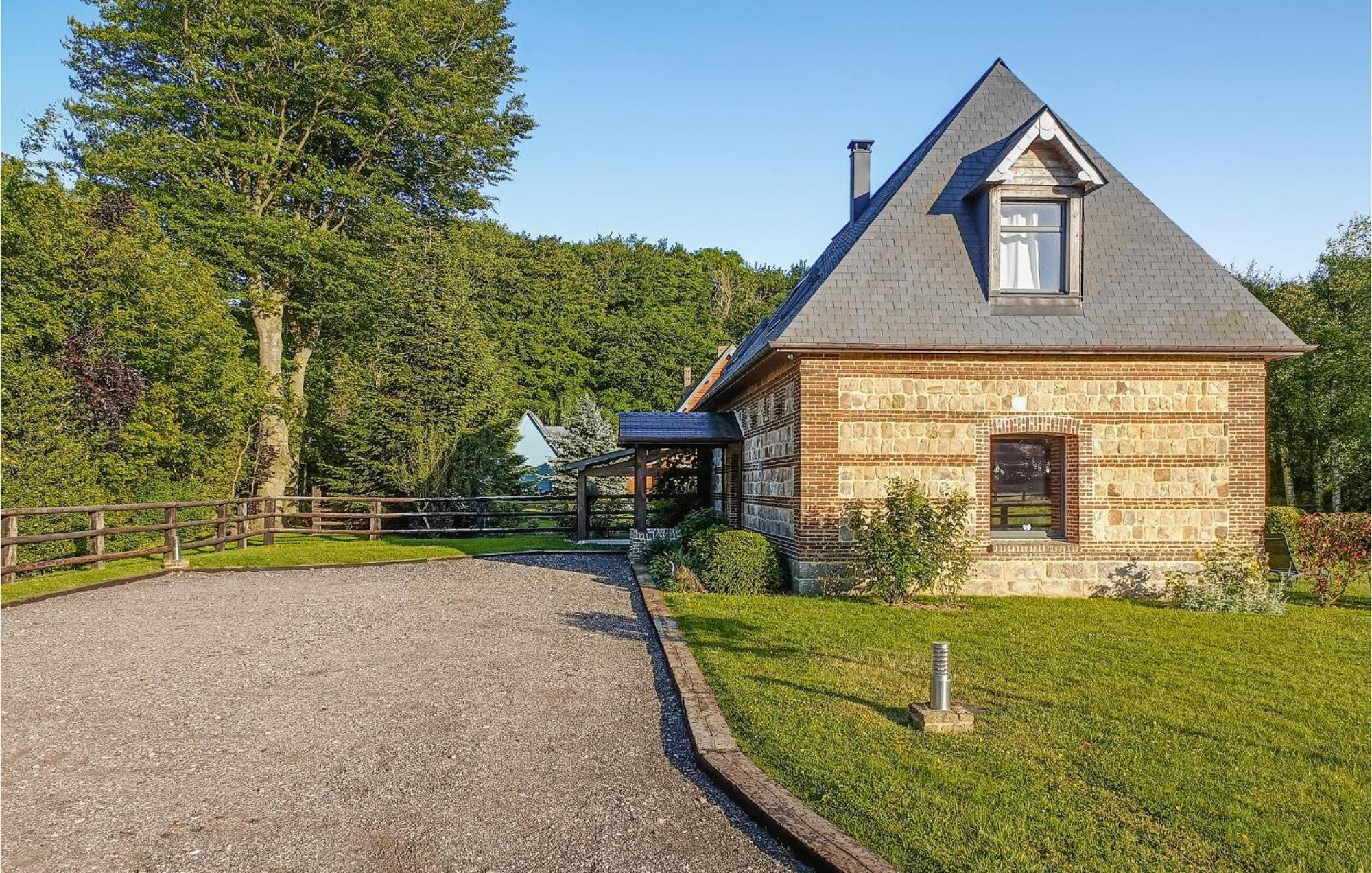 Stunning Home In Paluel With Wifi Esterno foto